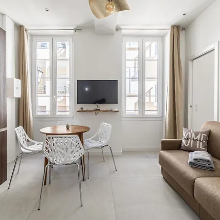 Mero Suq - Renovated 1-bedroom 200m From Croisette *